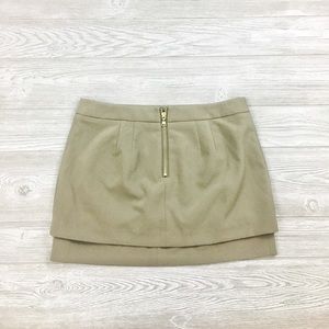 3/$20! EXPRESS Olive Green Mini Skirt. Size 8